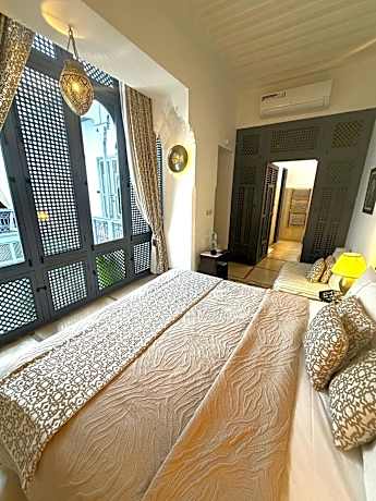 Deluxe Double or Twin Room