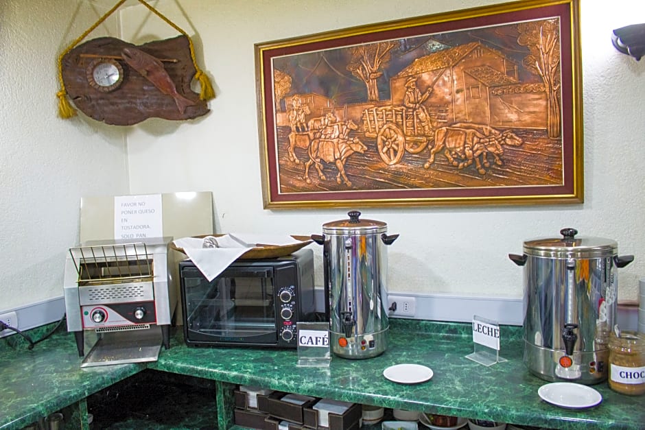 Hotel Windsor Suites