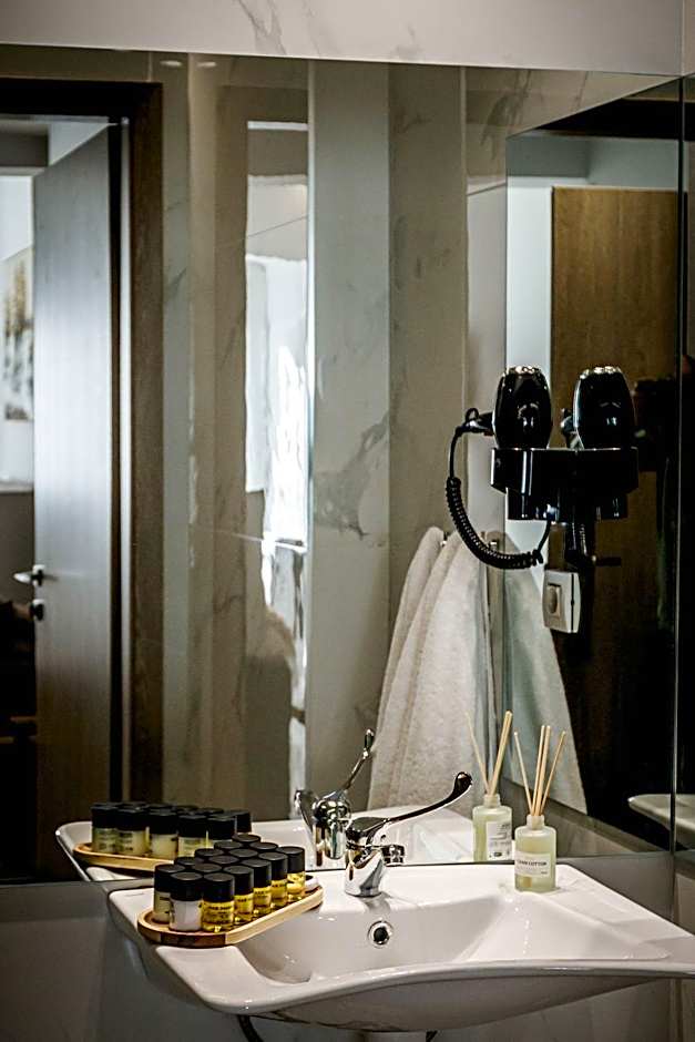 Naias Nemeia Luxury Rooms