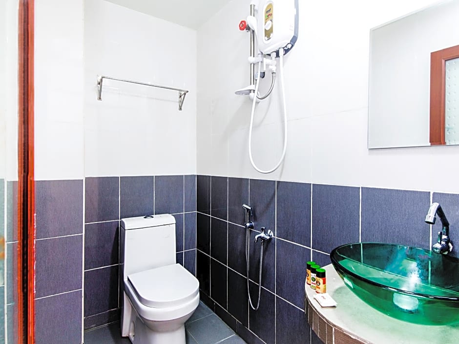 Super OYO 258 Hotel SMC Alam Avenue