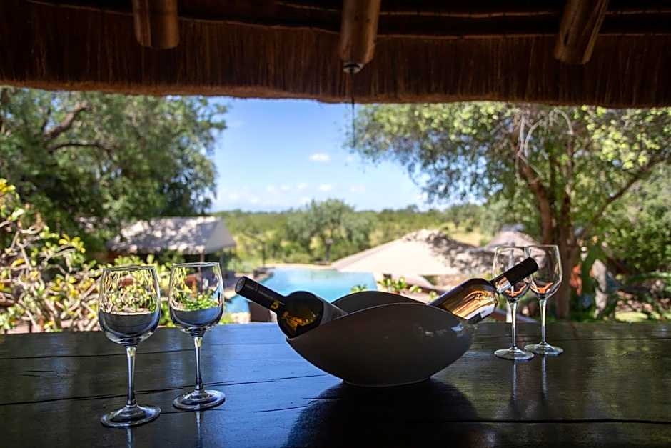 MILIMA Big 5 Safari Lodge