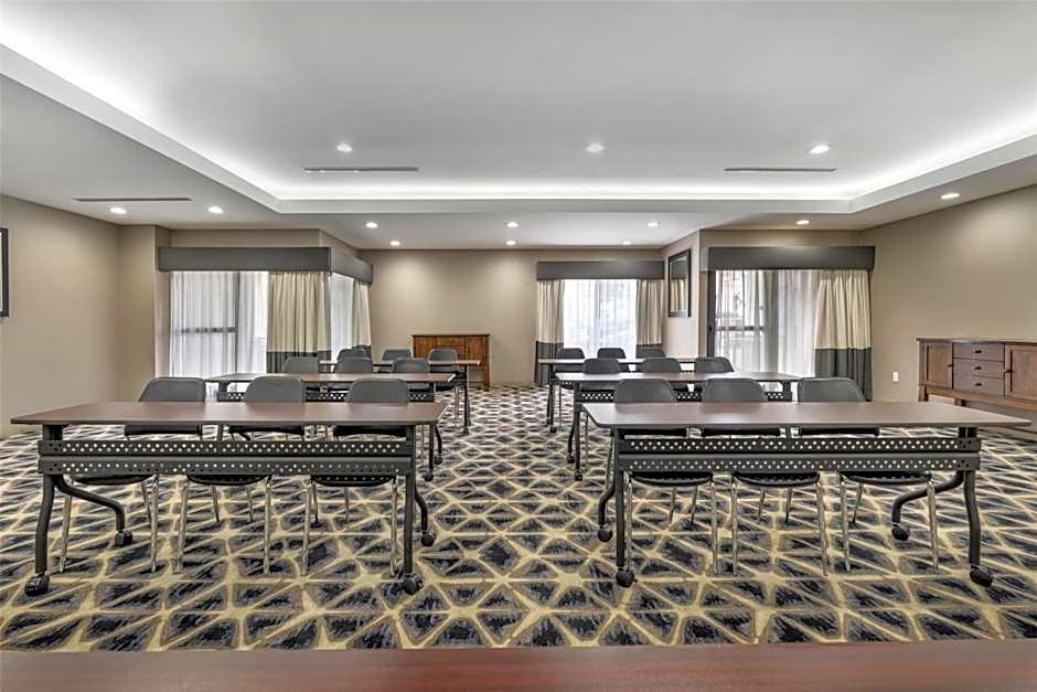 Best Western Plus Hotel At The Convention Center