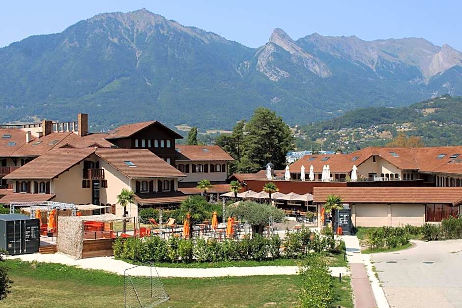 Hotel Base Camp Lodge - Albertville