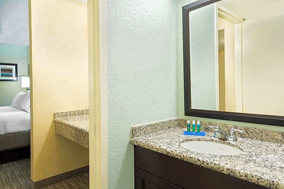 Holiday Inn Express Hotel & Suites Ft. Lauderdale-Plantation By IHG