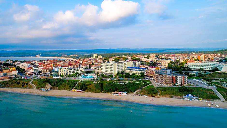 Hotel Perla Beach Luxury - All Inclusive &amp; Free Beach Access