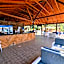 Sea Valley Lodge