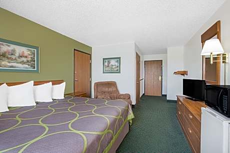 King Room - Mobility Access/Non-Smoking