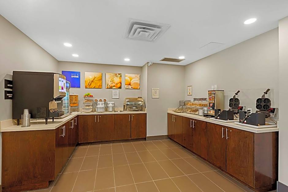 Comfort Inn & Suites