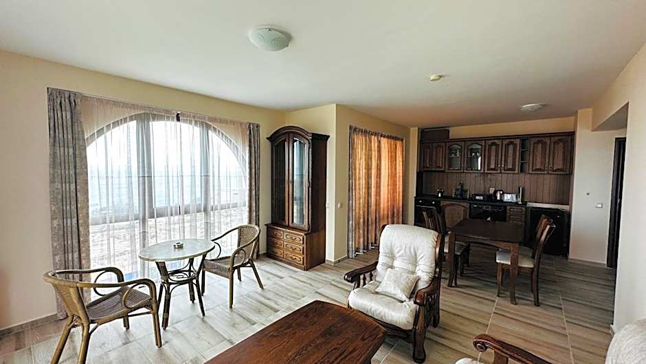 Chateau del Marina Apart Complex