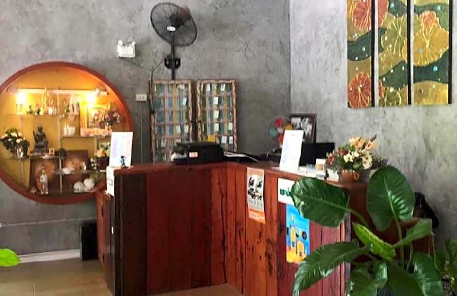 Phangan Barsay Hostel