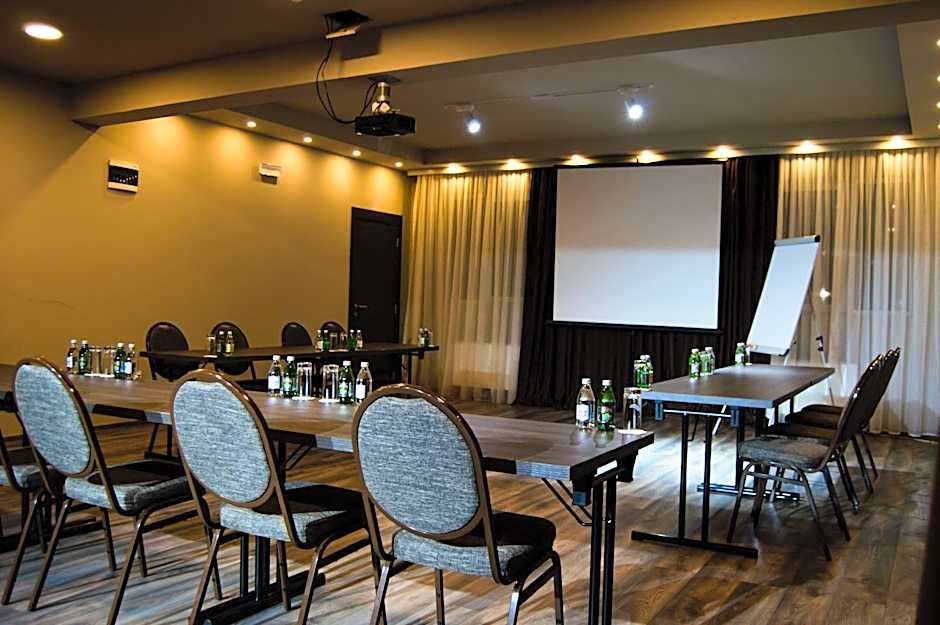 Hotel Ub Business & Wellness