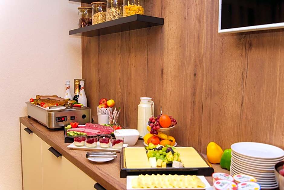 Hotel TwentyFour Living