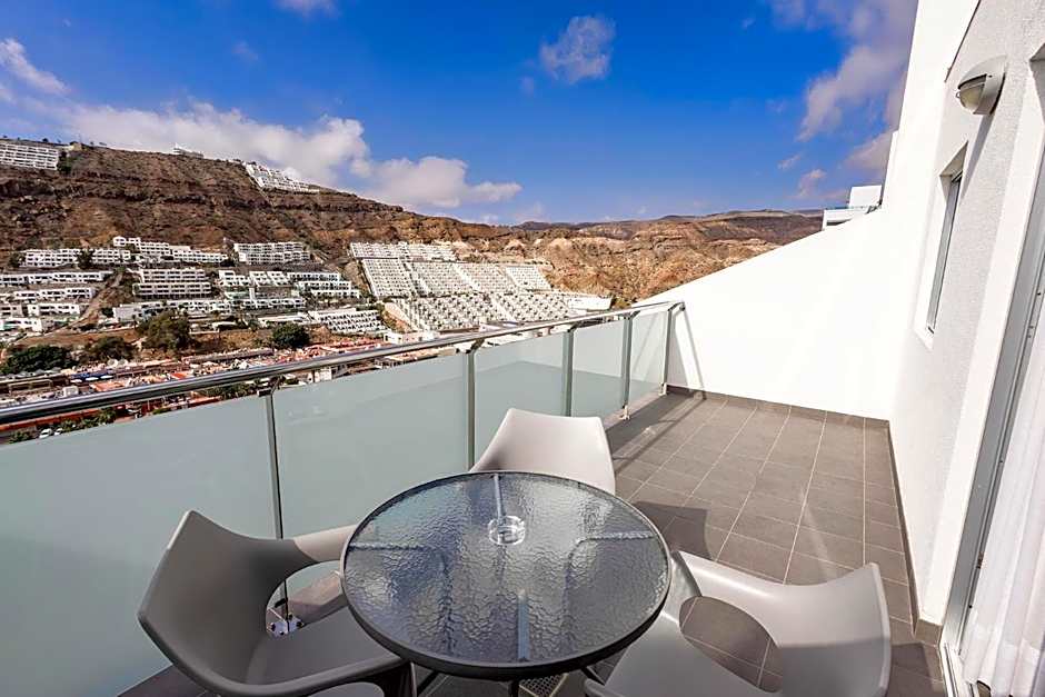 Servatur Castillo de Sol