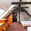 Hotel Ahl Meerkatzen Koln