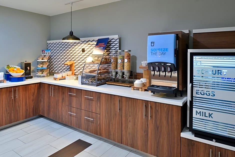 Holiday Inn Express Hotel & Suites Carthage By IHG