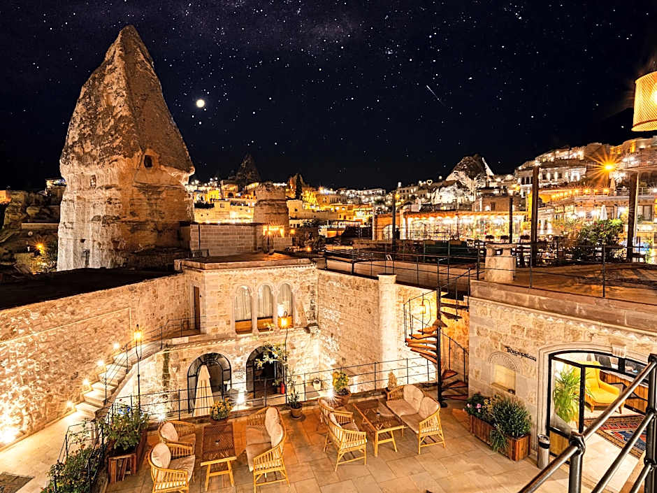 Ares Cave Suites