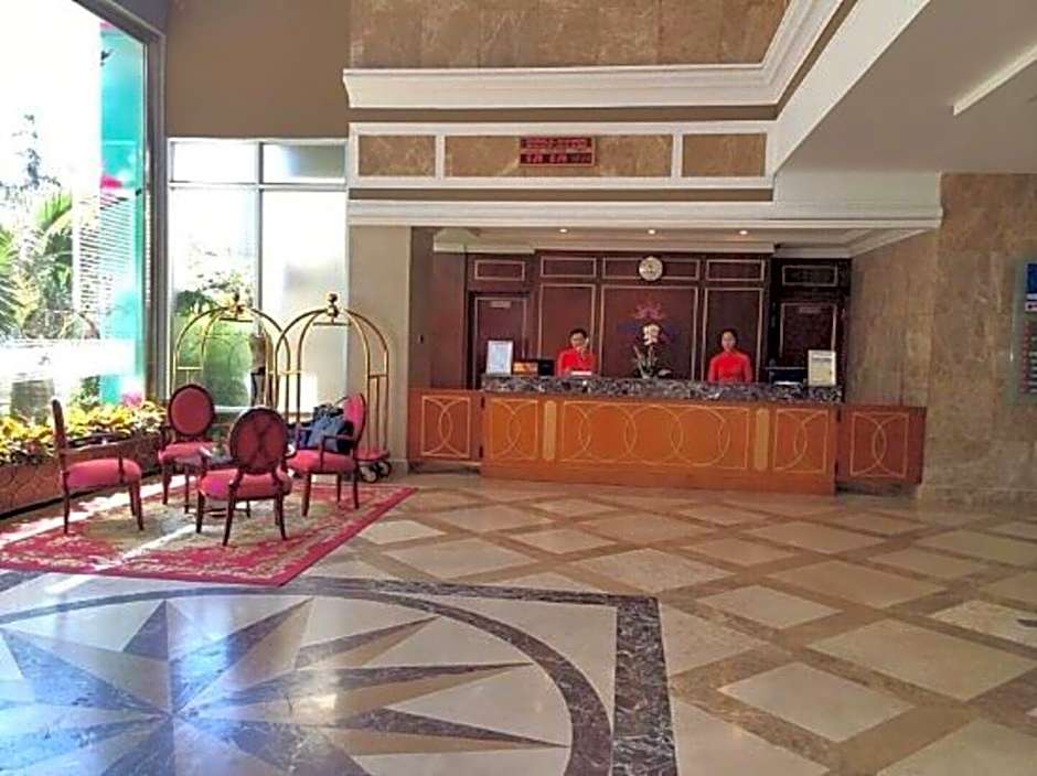 Petro Hotel