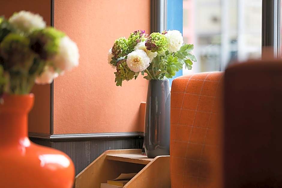 Hotel Boris V. by Happyculture