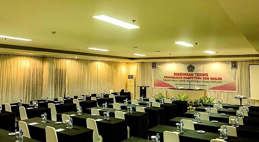 Grand Madani Hotel Syariah