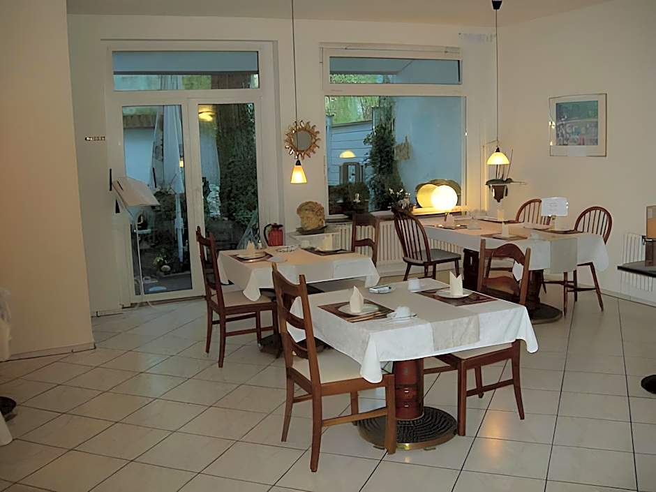 Bestprice Hotel Aachen City