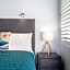 Waves on Banyan formerly Comfort Inn International