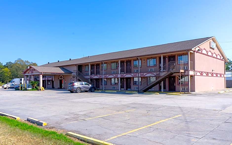Colonial Inn Hammond
