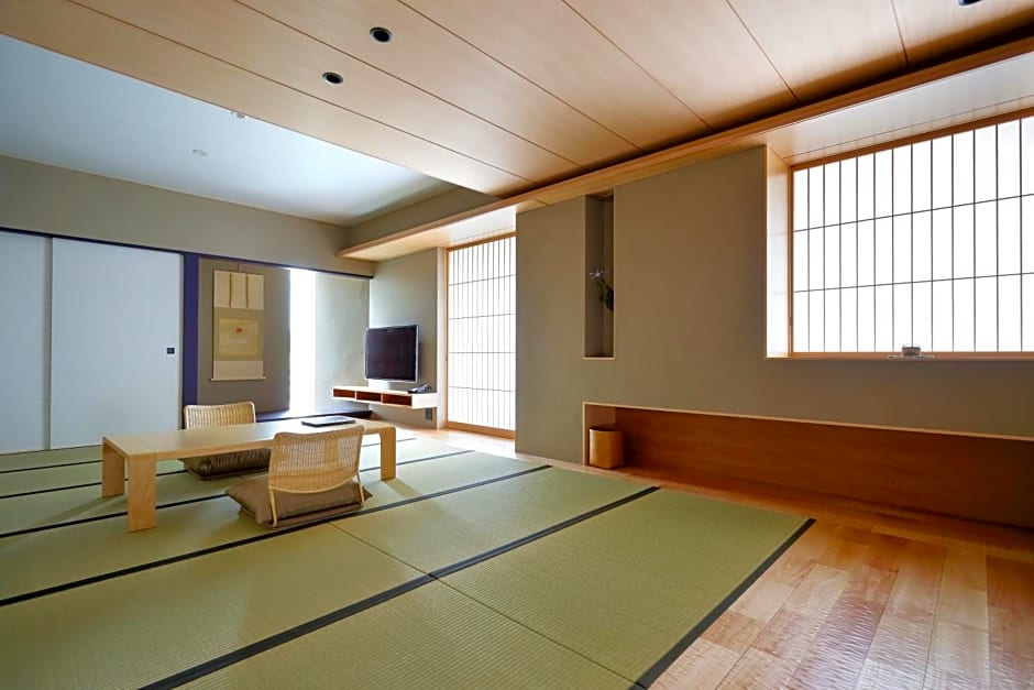 Kaminarimon Ryokan