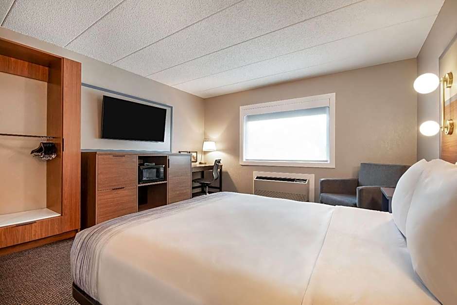 AmericInn by Wyndham St. Peter