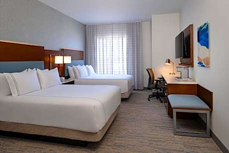Queen Room with Two Queen Beds - Hearing Accessible/Non-Smoking
