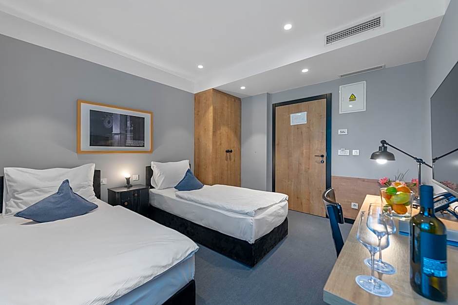 The Loop Hotel