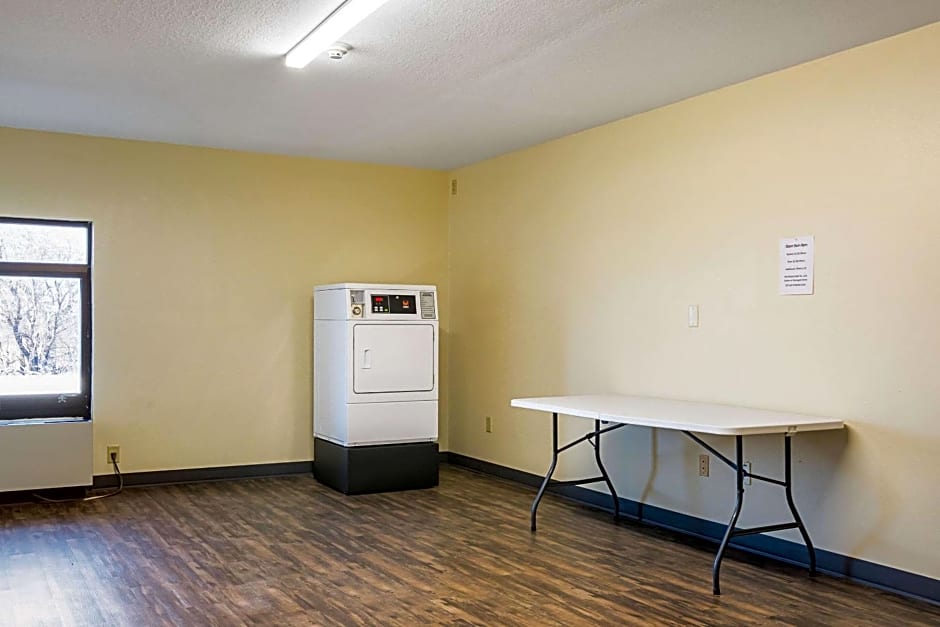 Quality Inn & Suites Greensburg I-74