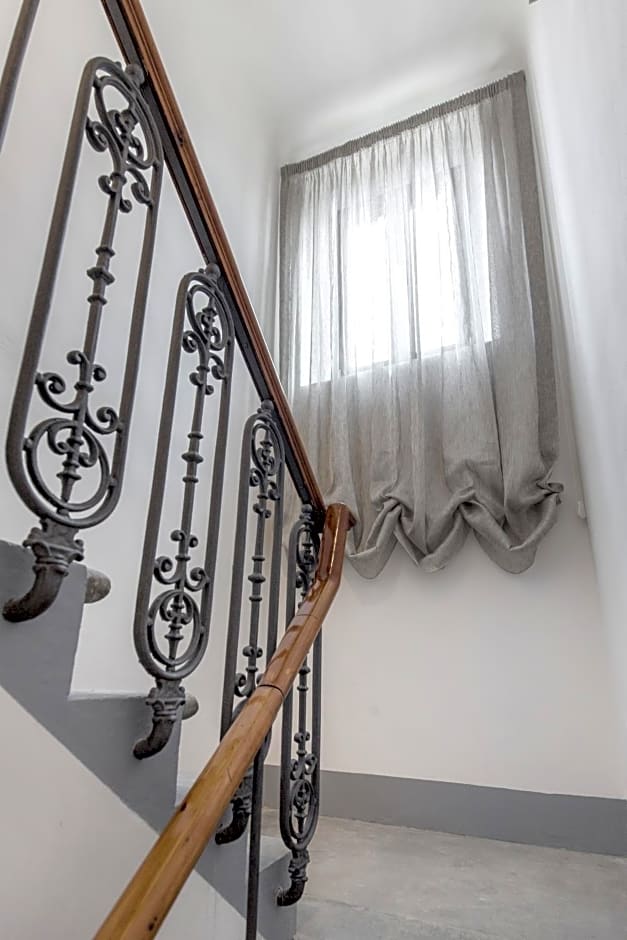 Apollo Guest House