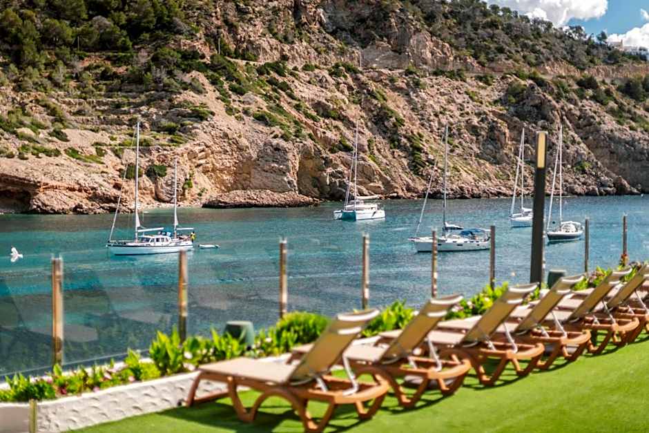 Palladium Hotel Cala Llonga - Adults Only