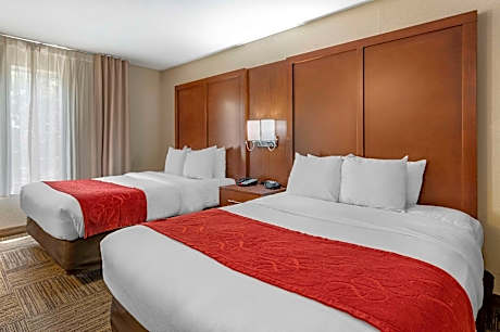 Queen Suite with Two Queen Beds - Non-Smoking