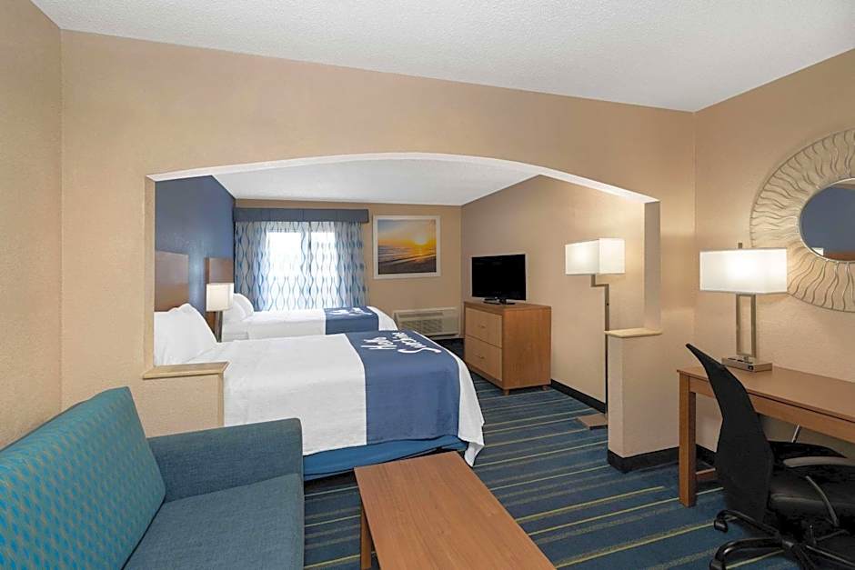 Days Inn by Wyndham Panama City