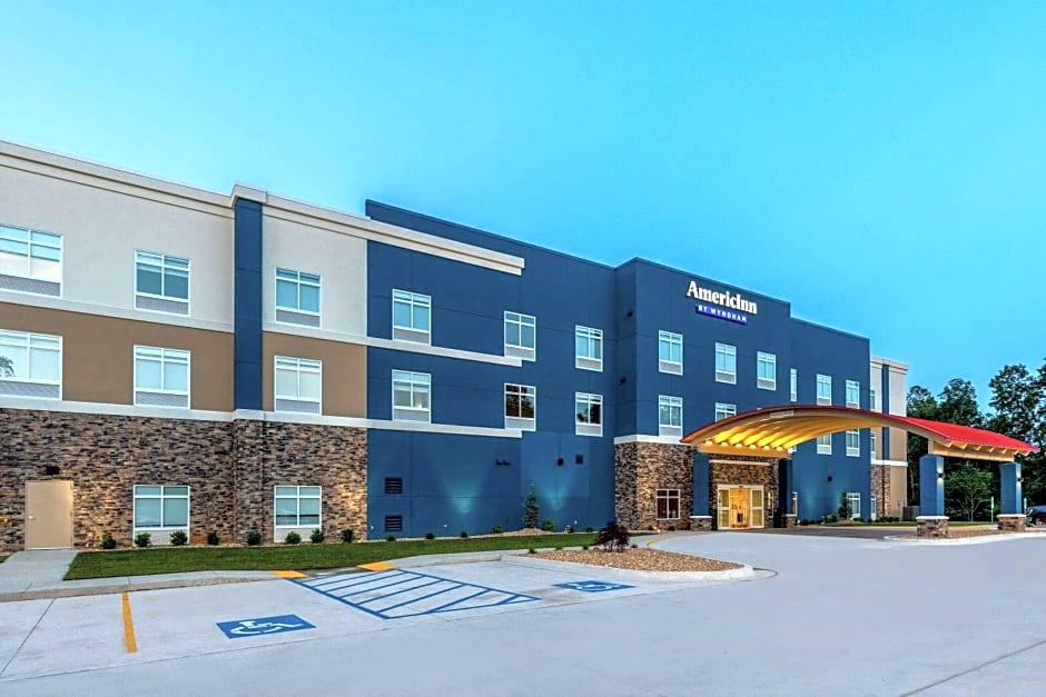 AmericInn by Wyndham Mountain Home