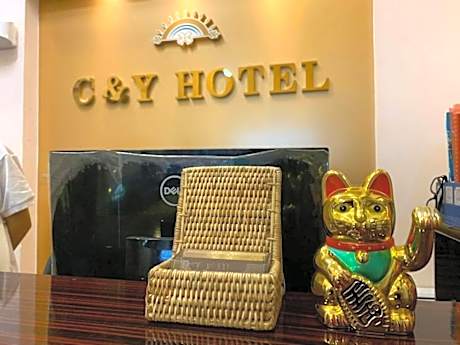 C & Y Hotel