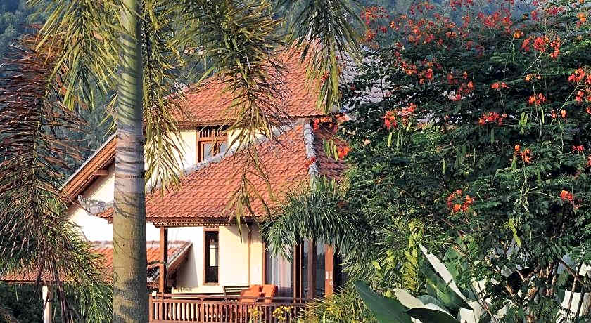 Lesong Hotel and Restaurant