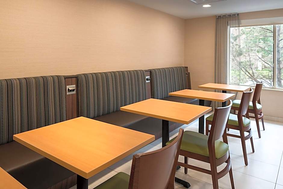 Fairfield Inn & Suites by Marriott Loveland Fort Collins
