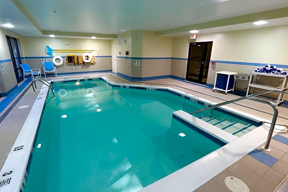 Holiday Inn Express Hotel & Suites West Chester By IHG