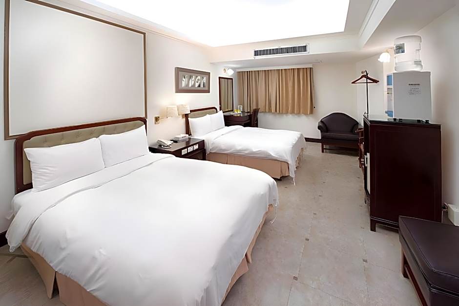 Peach Hotel