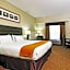 Holiday Inn Express Hotel & Suites Ottawa Airport By IHG
