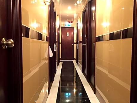 Comfort Triple Room with Shower