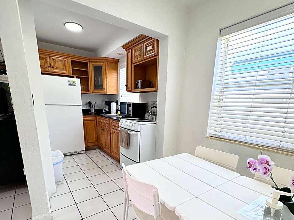 Southwinds Inn by The Gold Nests