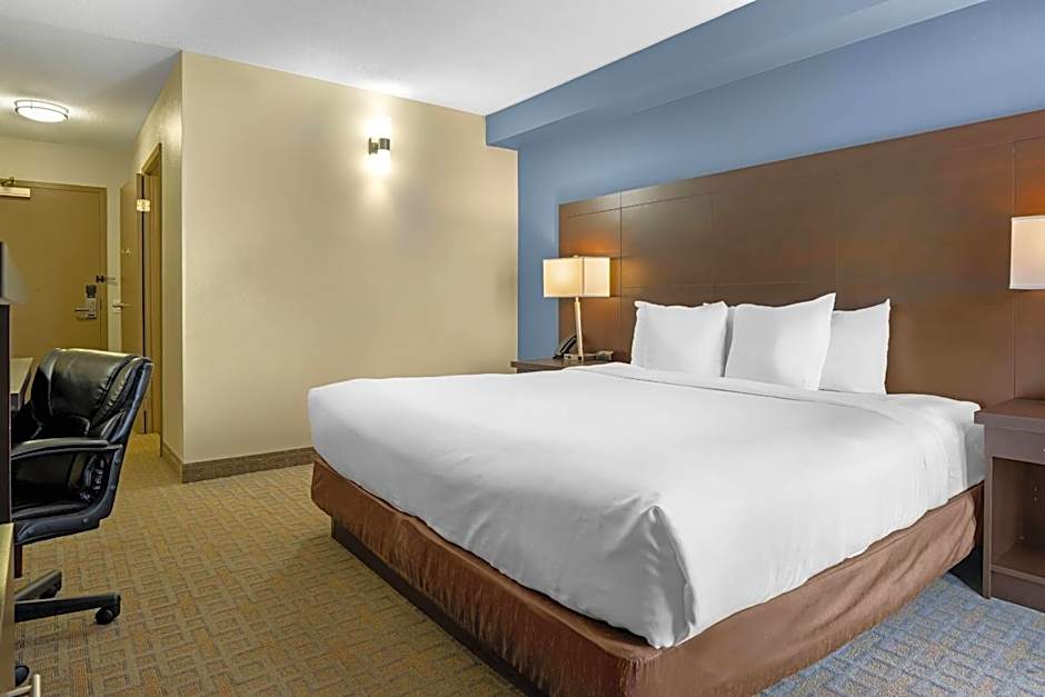 Quality Inn & Suites