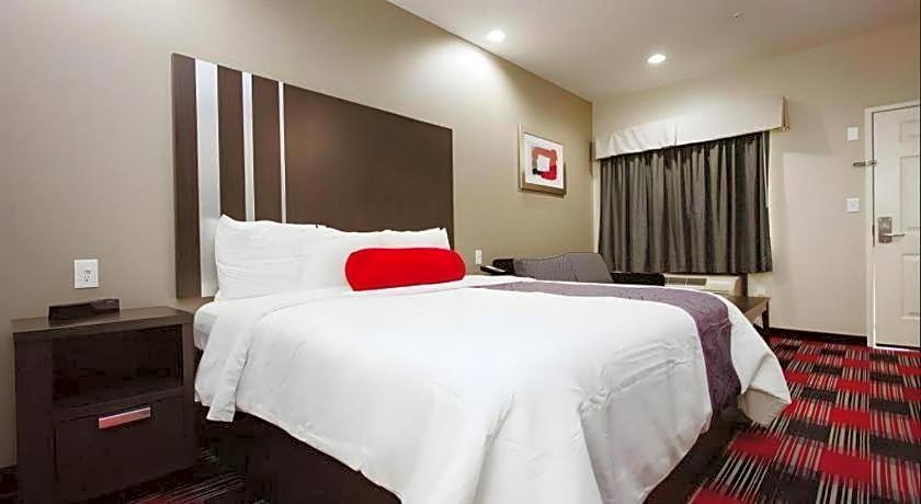 Americas Best Value Inn and Suites IAH Airport North