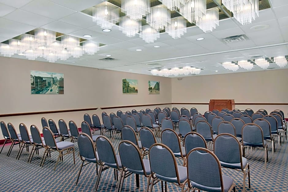 Days Inn by Wyndham Columbus Airport