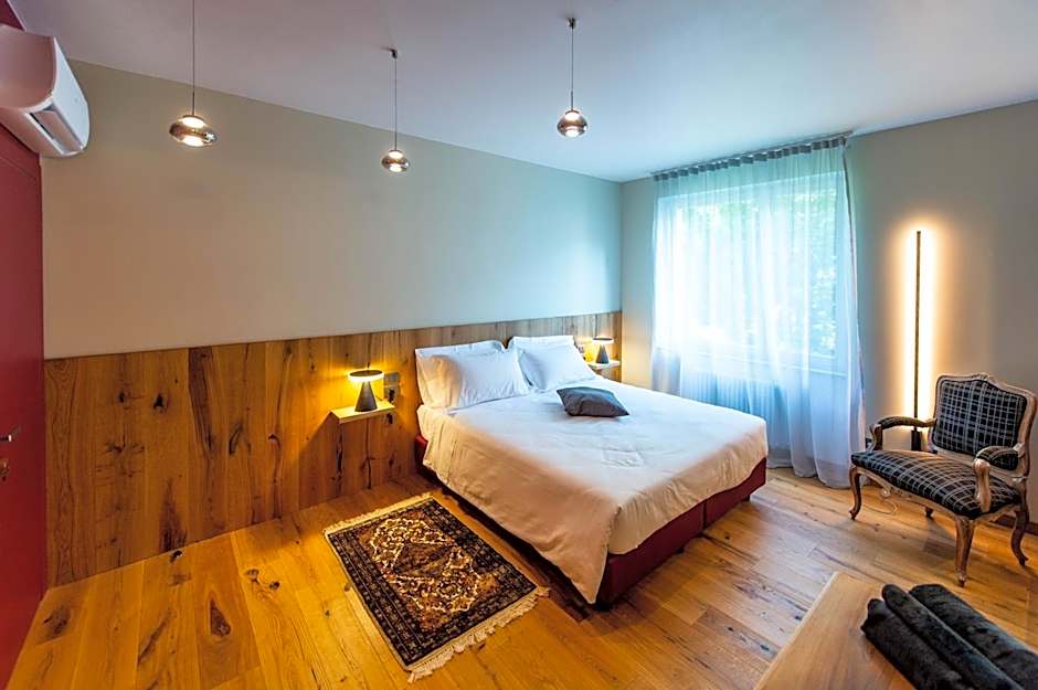 The Lion's Den BnB