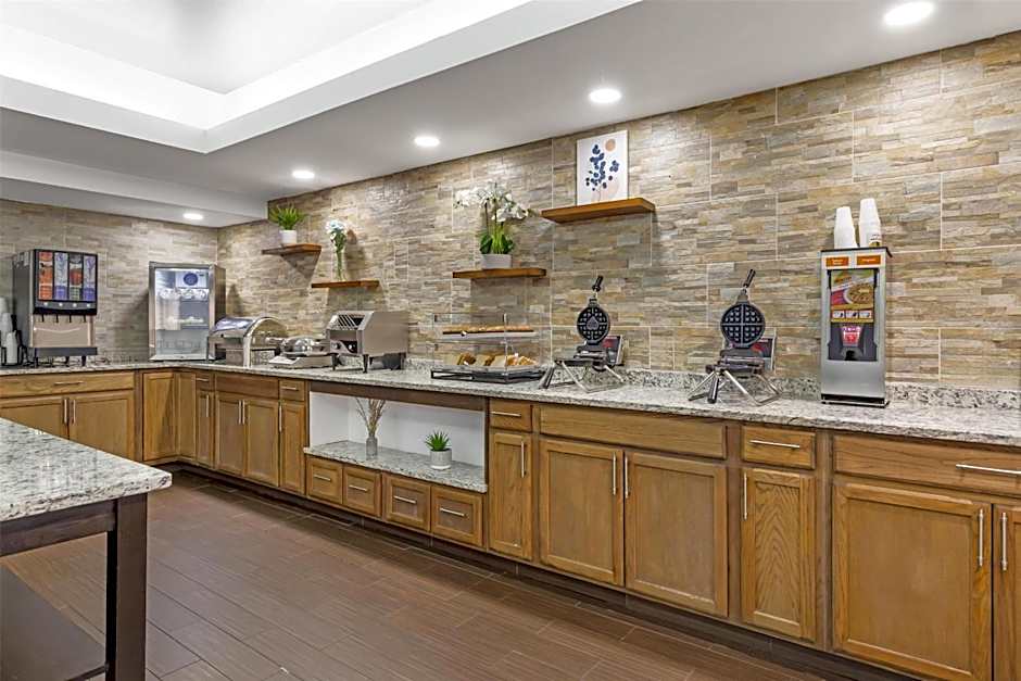 Best Western Plus Raleigh Crabtree Valley Hotel