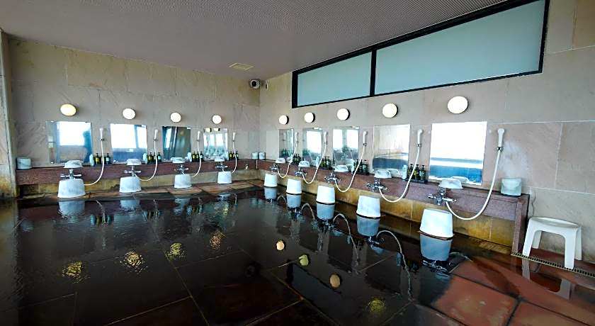 Route Inn Grantia Komatsu-Airport